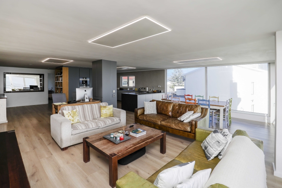 3 Bedroom Property for Sale in Beachfront Western Cape